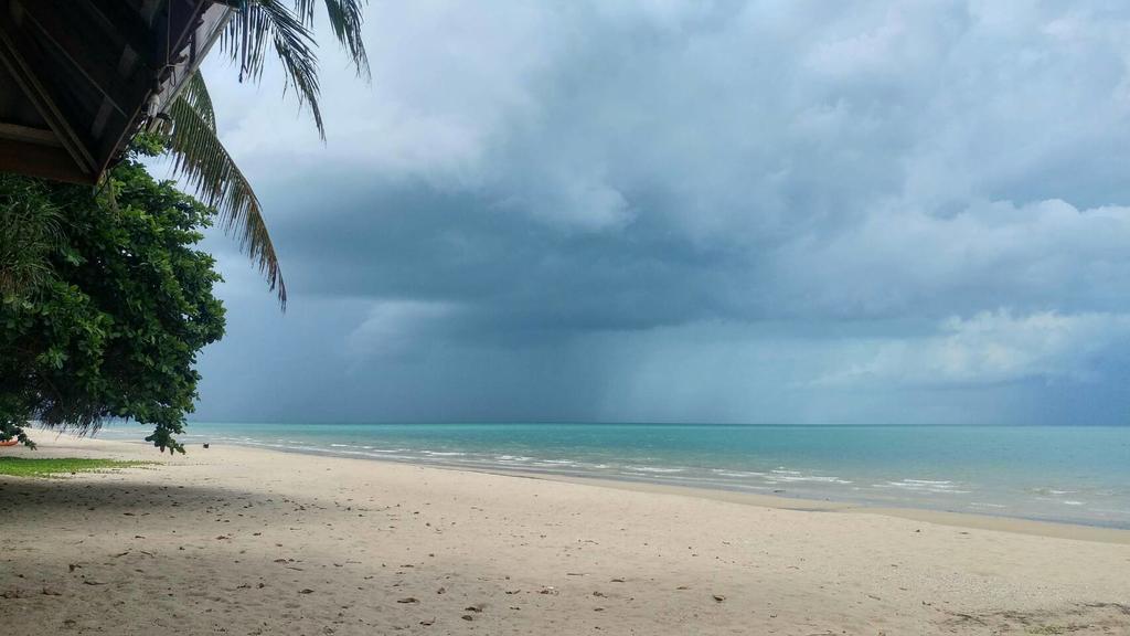 Phuphat Beach Resort Khanom Exteriör bild