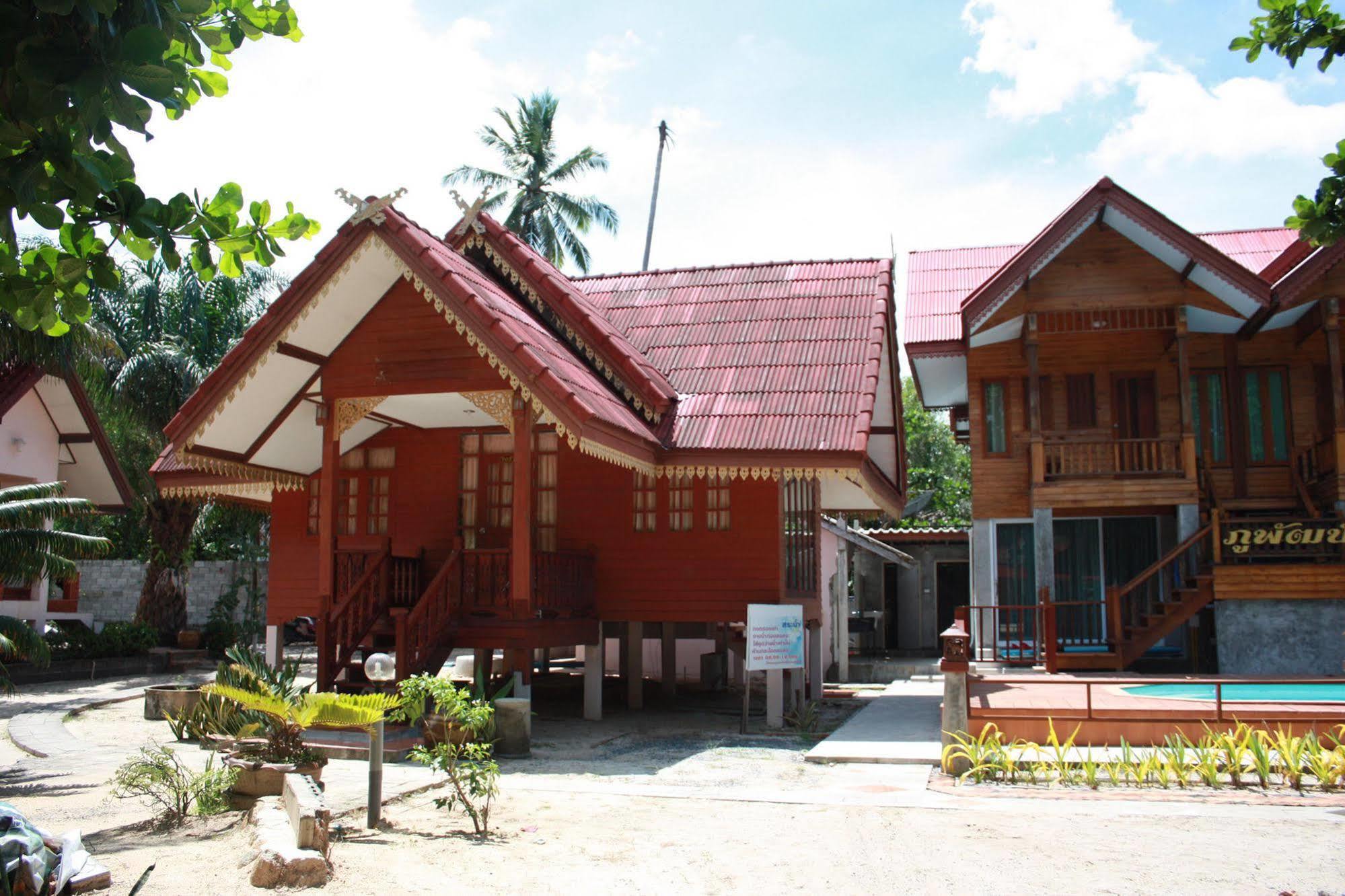 Phuphat Beach Resort Khanom Exteriör bild