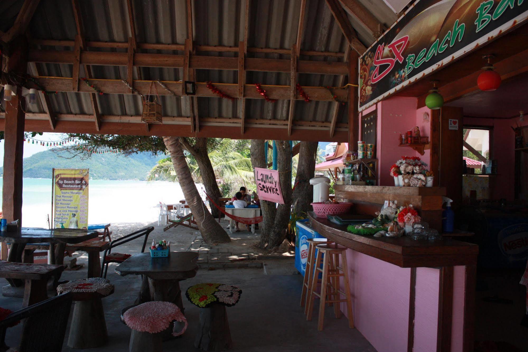 Phuphat Beach Resort Khanom Exteriör bild