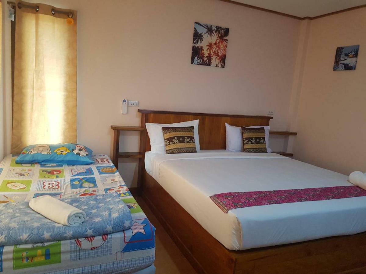 Phuphat Beach Resort Khanom Exteriör bild