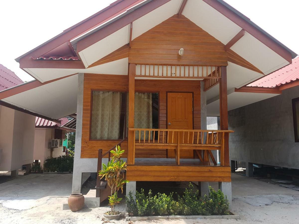 Phuphat Beach Resort Khanom Exteriör bild