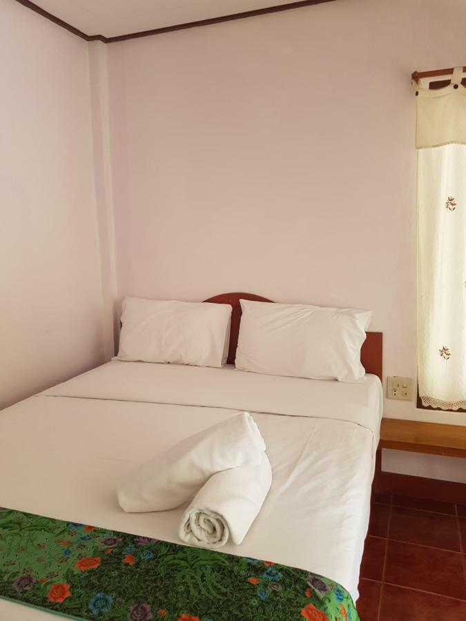 Phuphat Beach Resort Khanom Exteriör bild