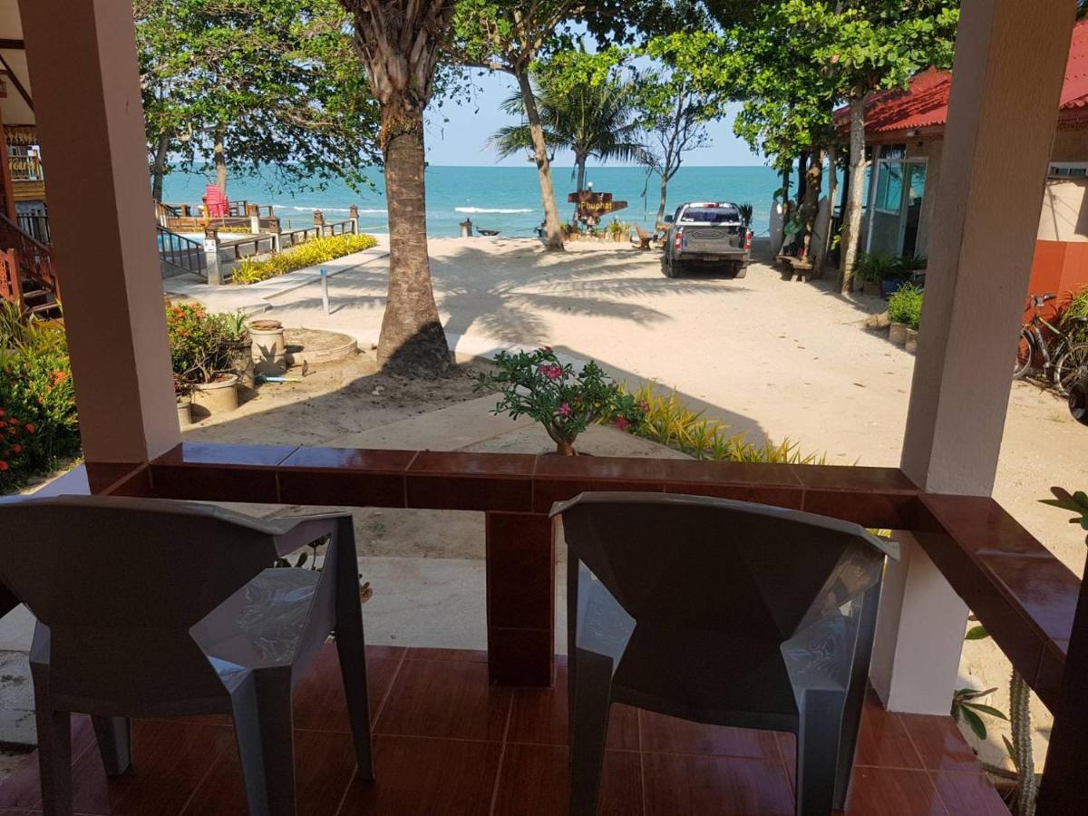 Phuphat Beach Resort Khanom Exteriör bild